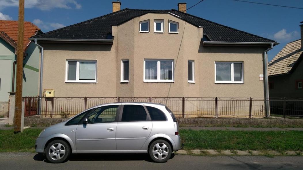Apartman Biskupice Filakovo Luaran gambar
